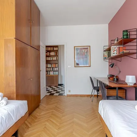 Palazzo Di Giustizia Bright アパート トリノ