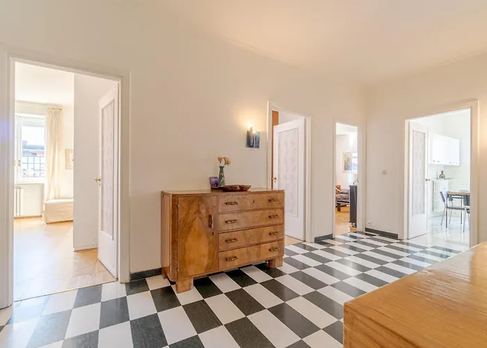 Palazzo Di Giustizia Bright Apartment