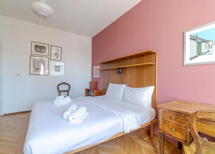 Palazzo Di Giustizia Bright Apartment *