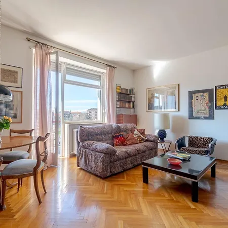 Palazzo Di Giustizia Bright Διαμέρισμα *